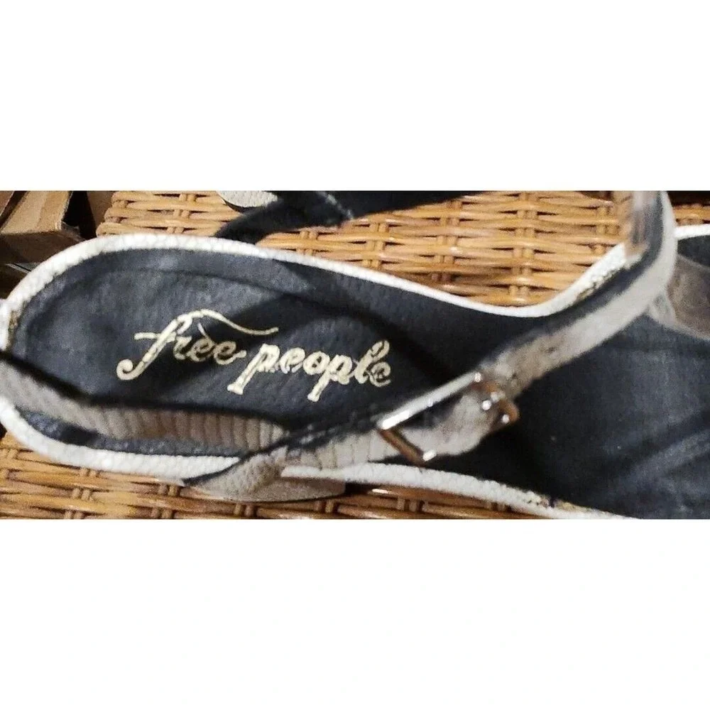 Free People White Snakeskin Print Heeled Sandals Ankle‎ Strap Open Toe